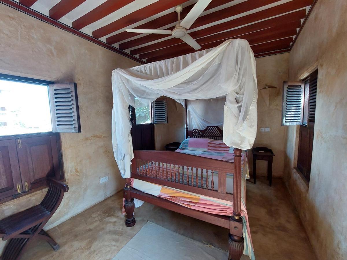 فندق Samaki House لامو المظهر الخارجي الصورة